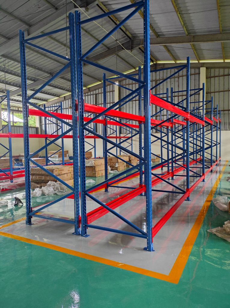 RAK GUDANG HEAVY DUTY TIPE RR-1000 (RAK WAREHOUSE STANDAR INDUSTRI / PERGUDANGAN), PEMASANGAN DI GUDANG PERTAMINA INDRAMAYU, KAPASITAS 1 TON / LEVEL, TINGGI 3 METER OLEH TIM RAJA RAK INDONESIA | RAJARAKGUDANG.CO.ID & RAKGUDANGHEAVYDUTY.COM