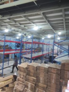 RAK GUDANG HEAVY DUTY / RAK BESI WAREHOUSE BESAR TIPE RR-1000, KEKUATAN 1000 KG / LEVEL SHELVING, PEMASANGAN DI PANTAI INDAH KAPUK (PIK) JAKARTA UTARA OLEH TIM RAJA RAK INDONESIA | RAJARAKGUDANG.CO.ID & RAKGUDANGHEAVYDUTY.COM