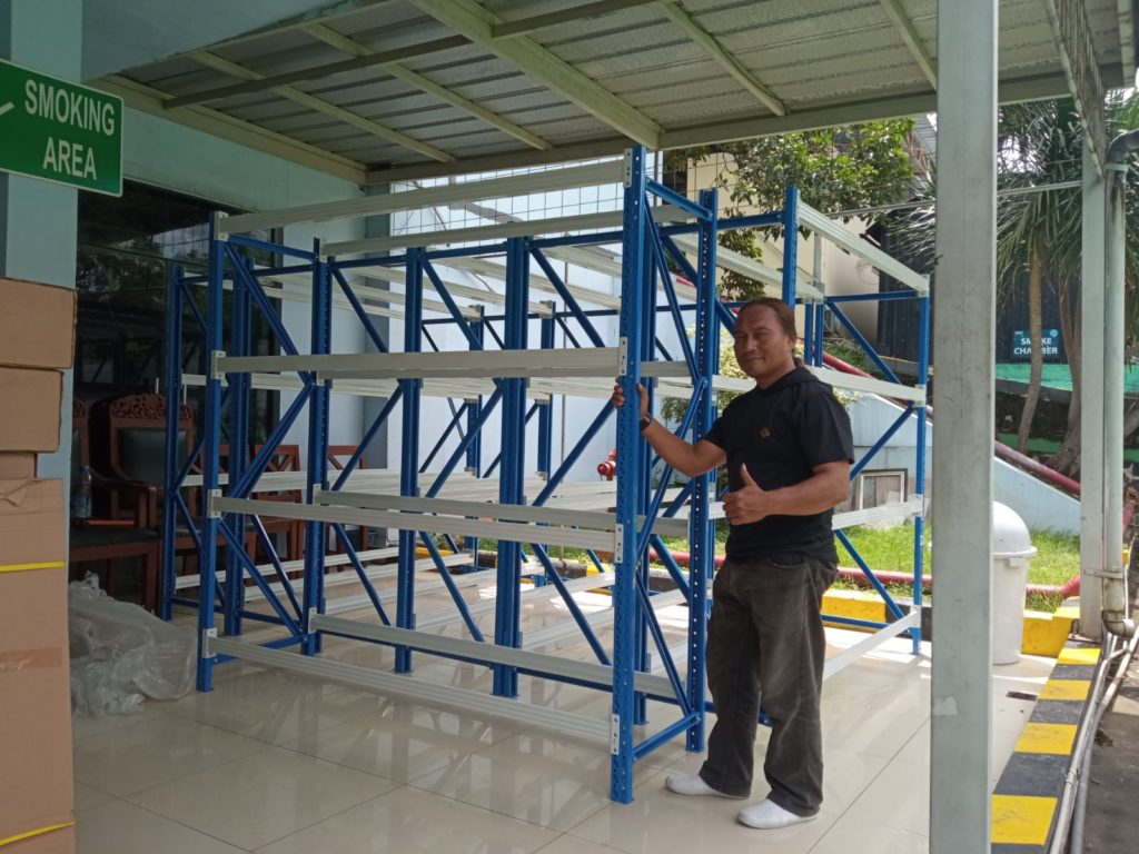 RAK GUDANG LIGHT DUTY RR-250, PEMASANGAN DI KANTOR BP2TL JAKARTA | UKURAN 200x60x200 CM, 4 LEVEL, KEKUATAN 250 KG / LEVEL ATAU 1 TON / UNIT | RAJA RAK GUDANG | RAJARAKGUDANG.CO.ID