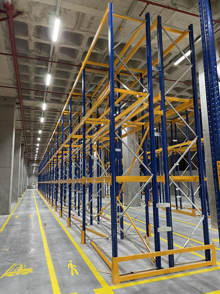 HEAVY DUTY RACK FOR STORAGE INDUSTRIAL WAREHOUSES