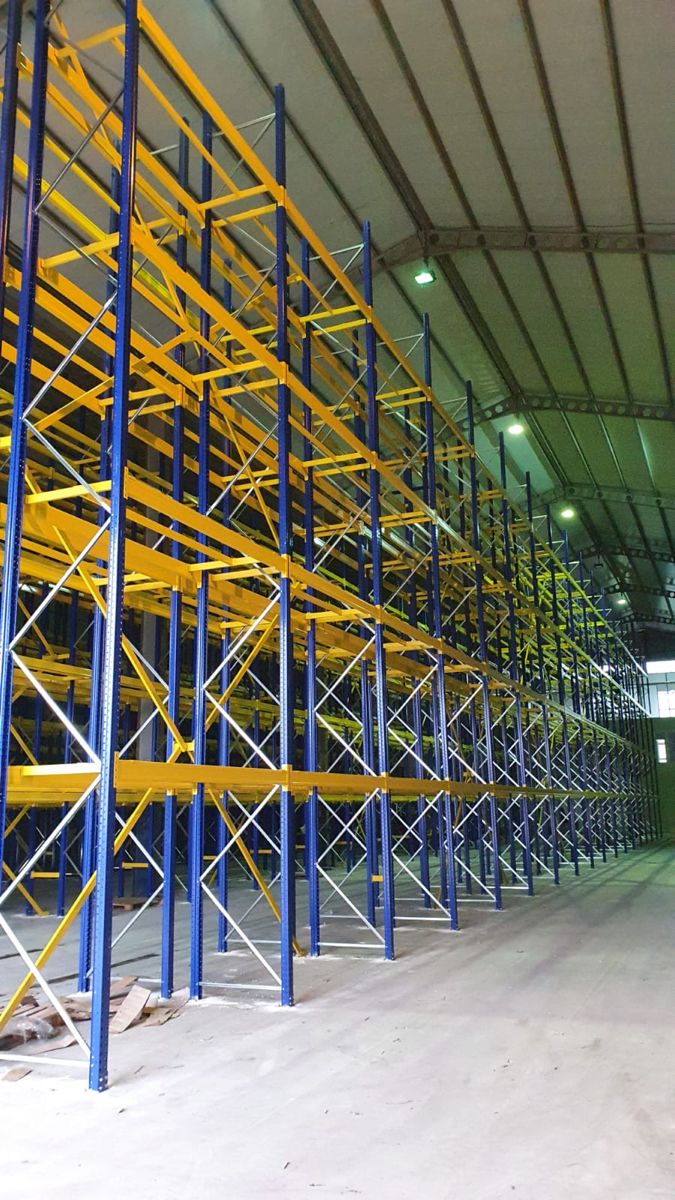 HEAVY DUTY RACKING SYSTEM FOR BIG WAREHOUSES