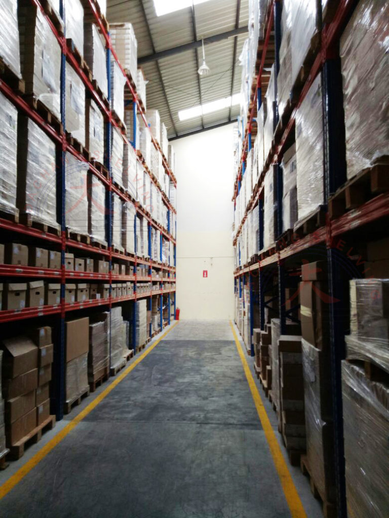 Rak Pallet Besi Gudang Ukuran Besar Tipe RR-2000 Heavy Duty Racking, Kekuatan 2- 5 Ton per Level, Maksimal 10 Ton Per Unit, Cocok untuk Rak Warehouse Skala Pabrik / Industri