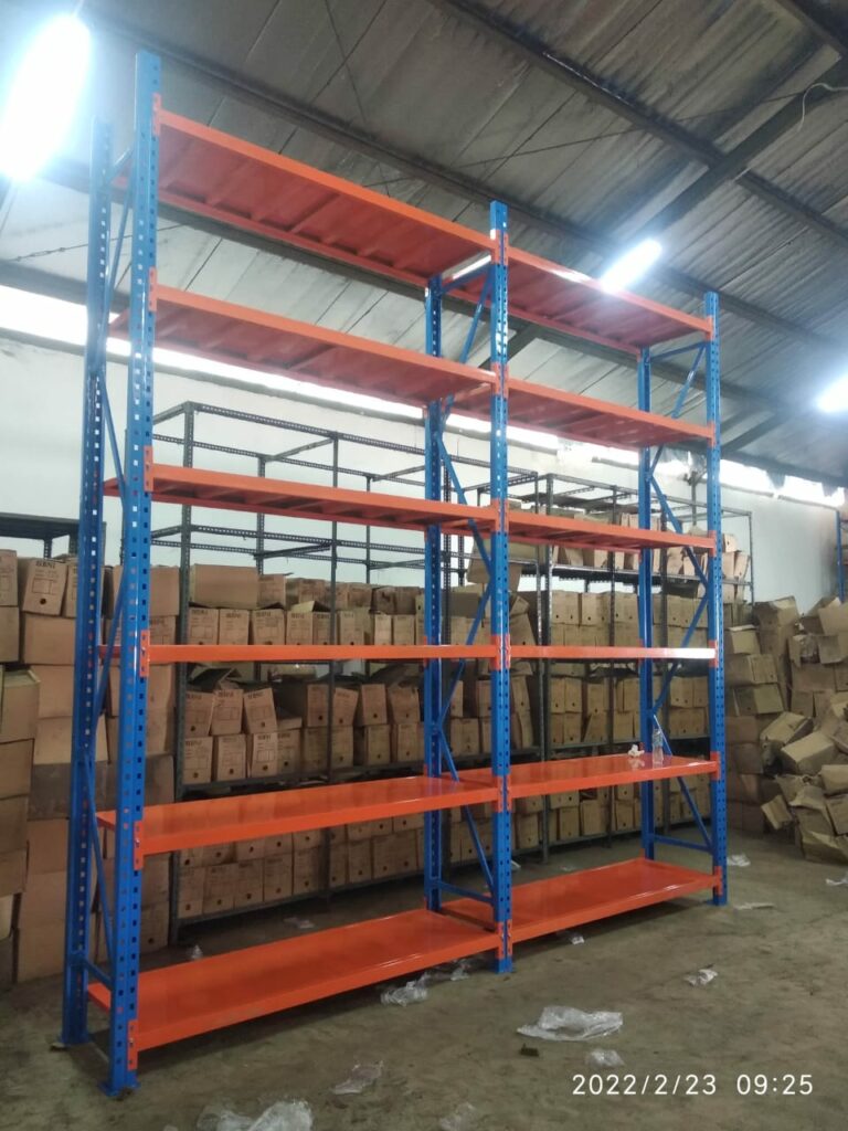 RAK TIPE ZA-500 T.300 - RAK GUDANG BESI PABRIK MEDIUM DUTY (LOKAL) TINGGI 300 CM, KEKUATAN 500 KG / LEVEL ATAU 2 TON / UNIT, 4 LEVEL, UKURAN 200x50x300 CM & 200x60x300 CM (WARNA & UKURAN BISA CUSTOM)