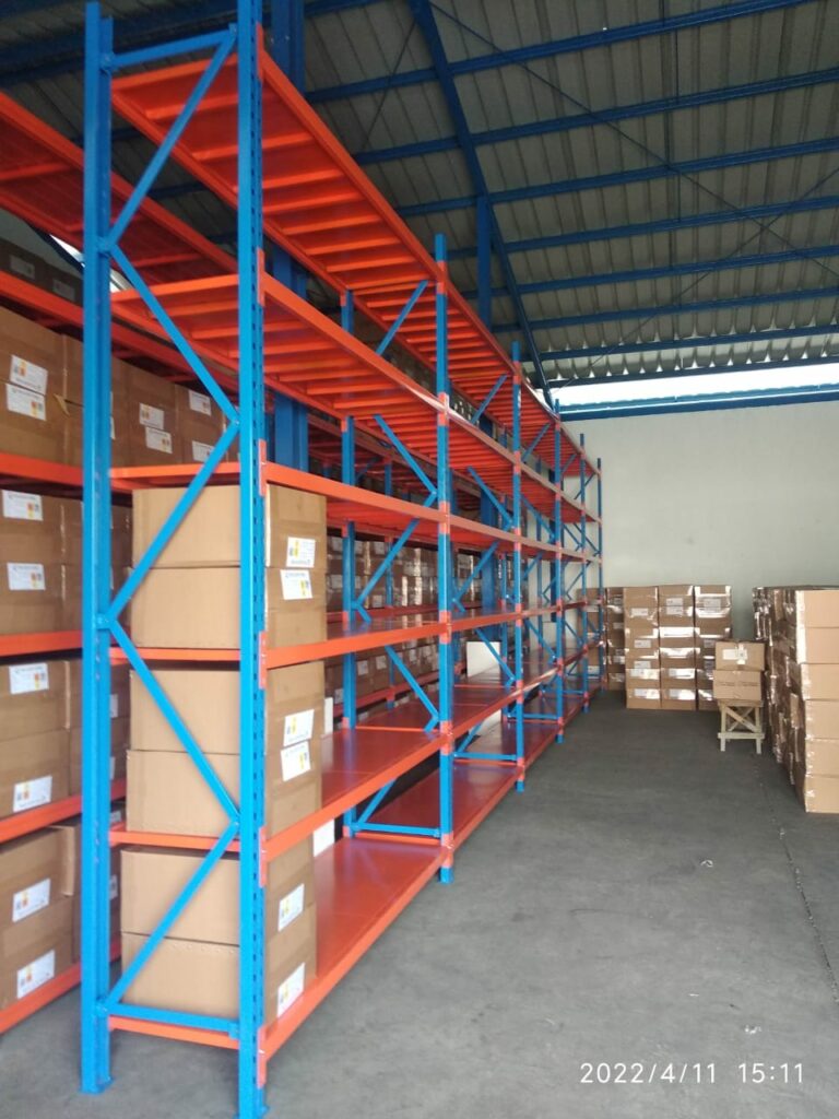 RAK TIPE ZA-500 T.300 - RAK GUDANG BESI PABRIK MEDIUM DUTY (LOKAL) TINGGI 300 CM, KEKUATAN 500 KG / LEVEL ATAU 2 TON / UNIT, 4 LEVEL, UKURAN 200x50x300 CM & 200x60x300 CM (WARNA & UKURAN BISA CUSTOM)