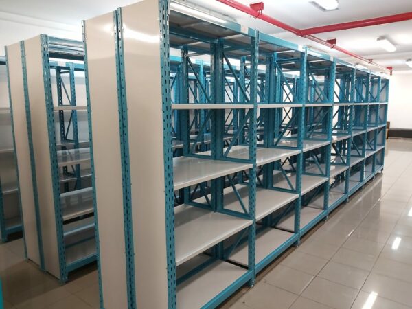 RAK GUDANG MEDIUM DUTY PREMIUM / LONG SPAN RACKING TIPE SJP-700 | KEKUATAN / KAPASITAS HINGGA 700 KG/LEVEL SHELVING ATAU LOAD MAX 4 TON / UNIT RAK, TERSEDIA 4 UKURAN PILIHAN DENGAN WARNA CUSTOM, SISTEM KNOCK DOWN