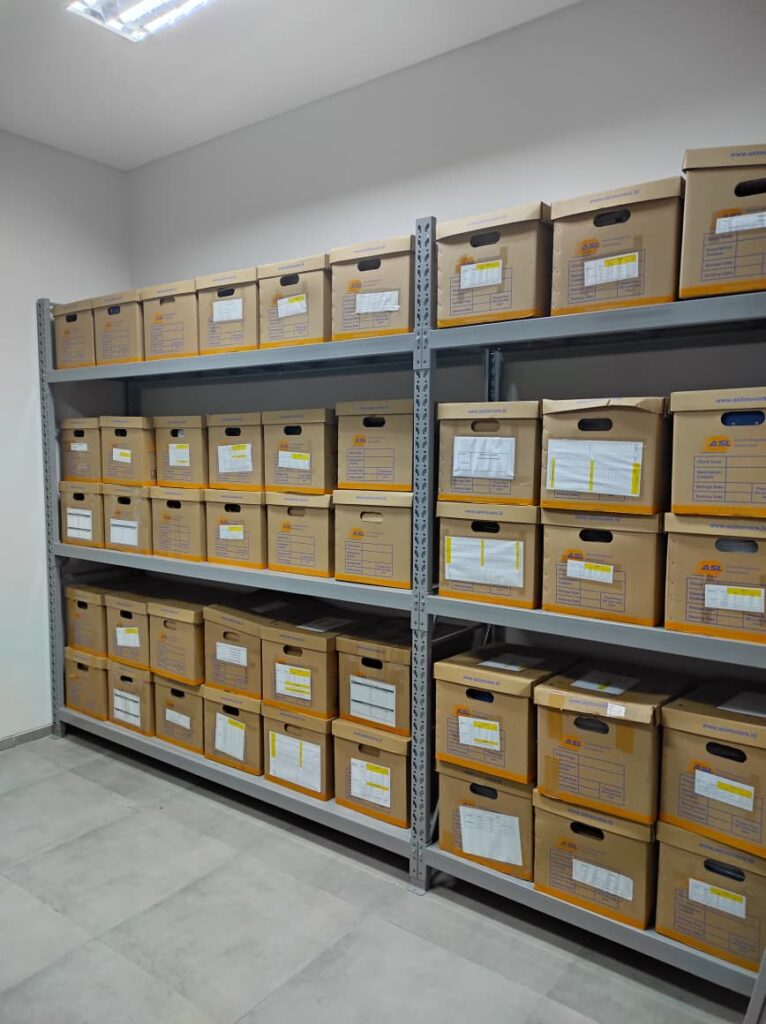 PEMASANGAN RAK GUDANG LIGHT DUTY 220x50x220 DI TANGERANG UNTUK RAK ARSIP DOKUMEN KANTOR OLEH TIM RAJA RAK GUDANG | RAJARAKGUDANG.CO.ID