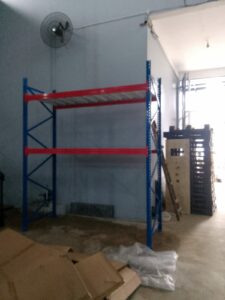 Pemasangan Rak Besi Gudang Heavy Duty Tipe RR-1000 Kapasitas 1 Ton / Level, Ukuran 240x100x300 cm, di Penjaringan, Jakarta Utara oleh Tim RAJA RAK GUDANG | Rajarakgudang.co.id & Rakgudangheavyduty.com