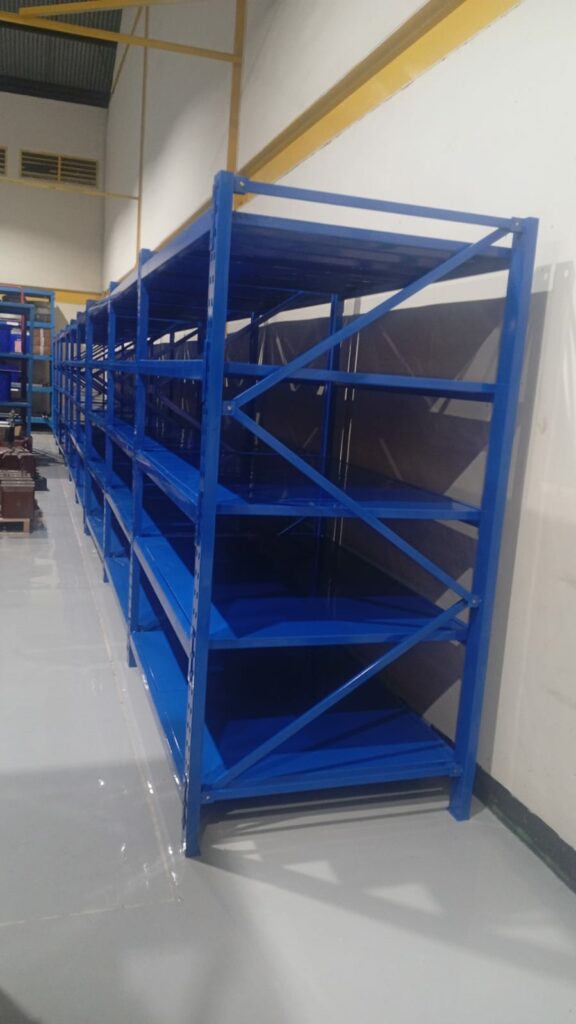 Rak Besi Gudang Susun Light Duty, 5 Tingkat Ukuran 150x100x200 cm, Load 300 Kg/Level di PLN Kreo Tangerang oleh Tim RAJA RAK GUDANG