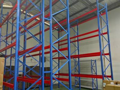 RAK BESI GUDANG INDUSTRI HEAVY DUTY DI TAMAN TEKNO BSD SERPONG – TANGERANG SELATAN