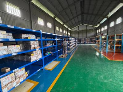 RAK BESI SUSUN GUDANG MEDIUM DUTY ZA-500 DI MASOHI – MALUKU TENGAH