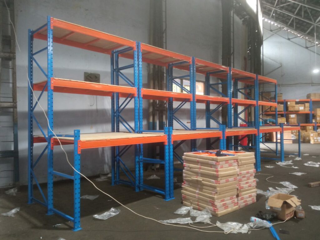 RAK BESI GUDANG HEAVY DUTY, KIRIM & PASANG DI YOGYAKARTA OLEH TIM RAJA RAK GUDANG