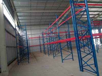 Pemasangan Rak Besi Gudang Besar Pabrik Industri di Legok Tangerang